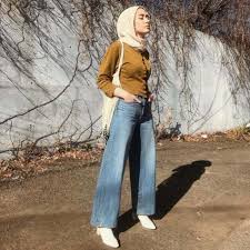 Outfit Perempuan Berkerudung